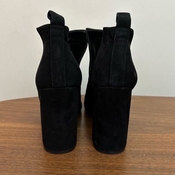 Steve Madden Black Block Heeled Short Booties Womens Size 7 - Picture 4 of 9